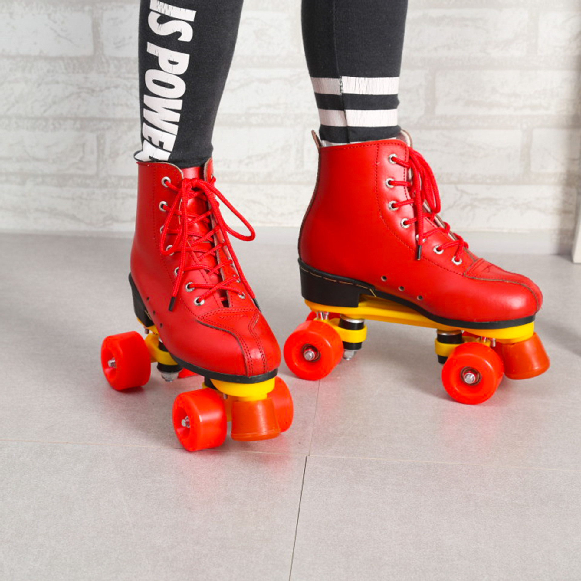 Fábrica al por mayor blanco doble fila patines adultos hombres y mujeres de patines de cuero flash patines doble fila patines