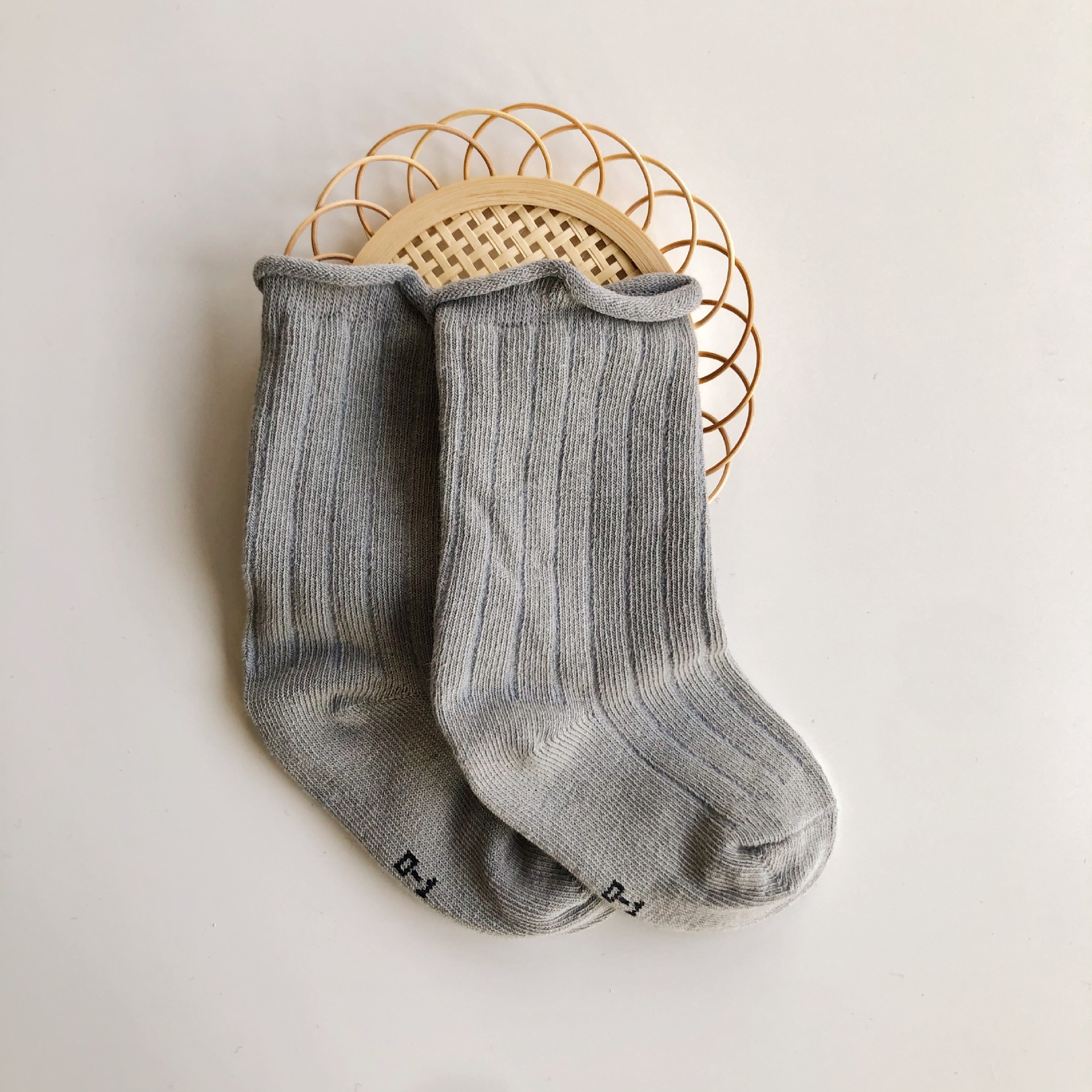 회색 한국 아기 양말
