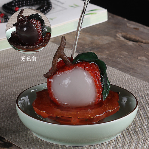 The same color-changing lychee tea pet tea pet ornaments can be kept and played with, creative and personalized watering and color-changing accessories
