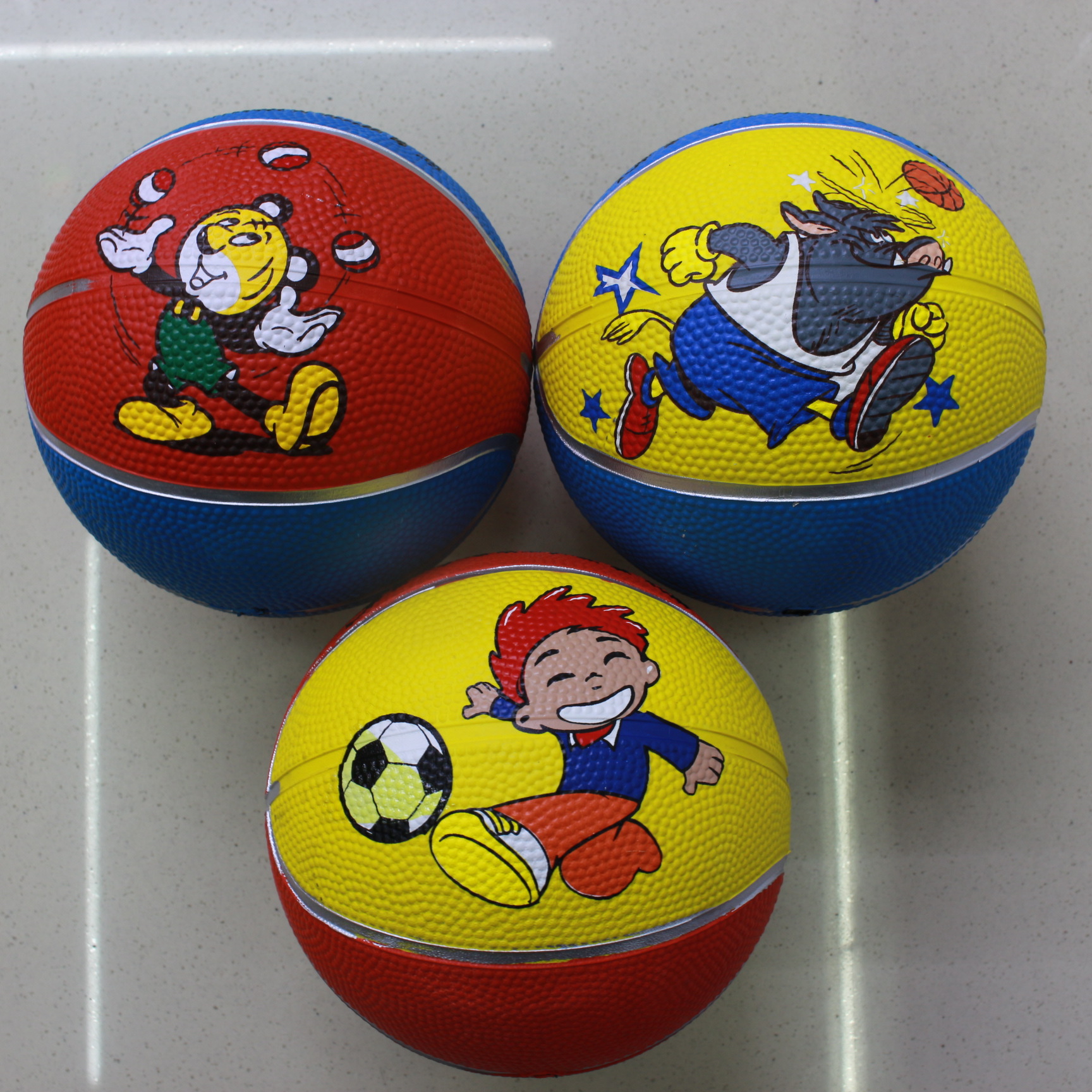 Authentic 2 basketball rubber basketball/ball/2 rubber basketball elastic foot/kickable kindergarten