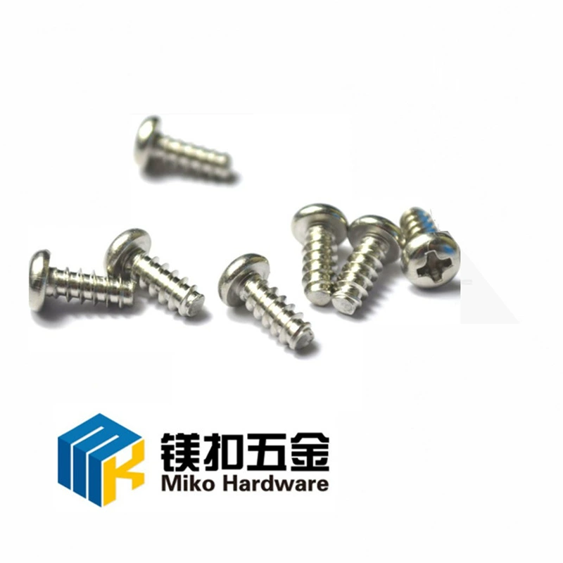 В наличии прямой плоский винт с крестообразной круглой головкой из нержавеющей стали 304 M4 * 20