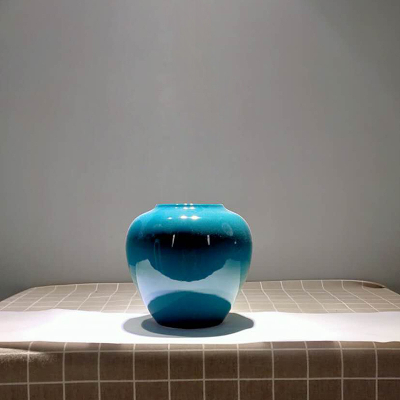 스몰 사이즈 높이 18cm 폭 18cm 구경 9cm