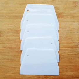 衣钩/挂钩;蛋糕模;厨房小工具