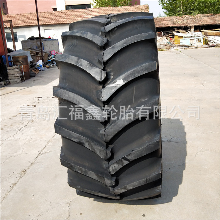 供应大马力拖拉机轮胎30.5L-32农用人字花纹配内胎24.5-32
