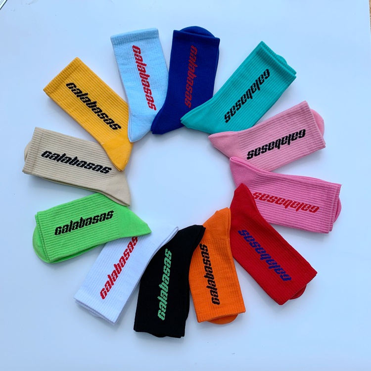 Socks for men and women tube socks European and American street letters ins trendy hip-hop academic style sports skateboard street dance stockings