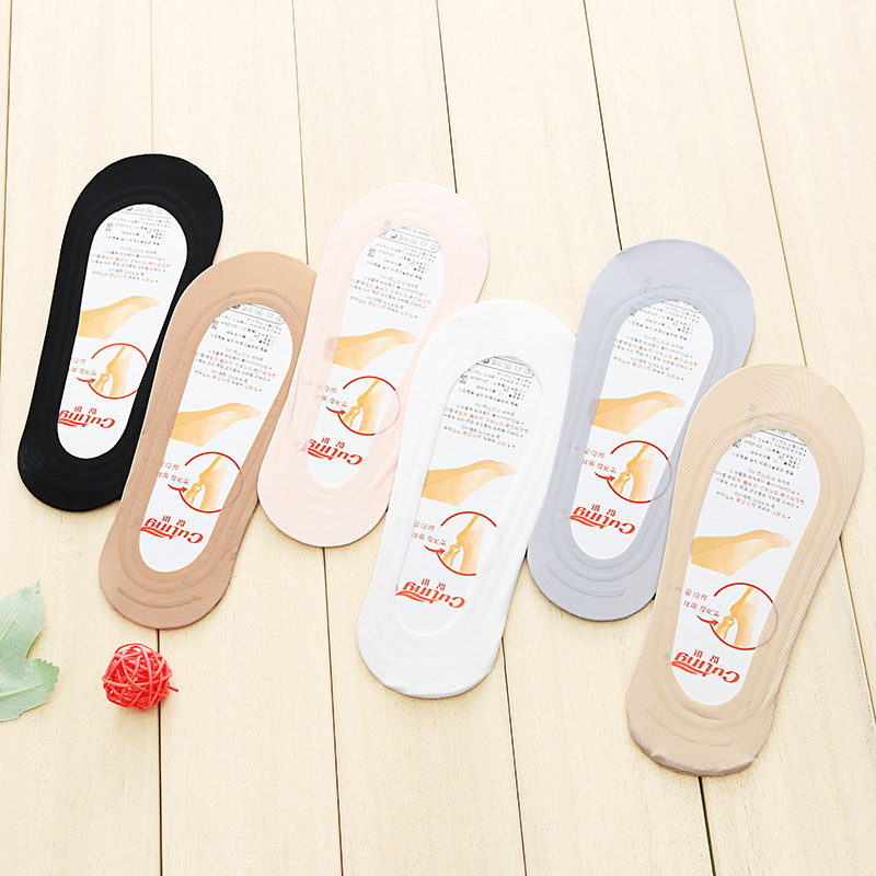 Spring and summer explosions Ice Silk boat Socks women's ultra-thin shallow mouth one-piece invisible boat Socks full circle silicone sole dispensing socks Spring and summer explosions Ice Silk boat Socks women's ultra-thin shallow mouth one-piece invisible boat Socks full circle silicone sole dispensing socks