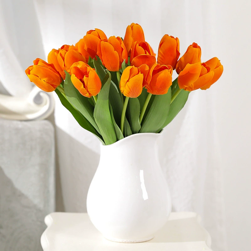 Лейбл Simulation flower feel увлажняющий тюльпан отель домашнее оформление трансграничная горячая продажа искусственный цветок аранжировка цветов оптом
