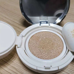 小尼芳香 草本珍珠潤透氣墊bb霜 保濕  植物精粹氣墊