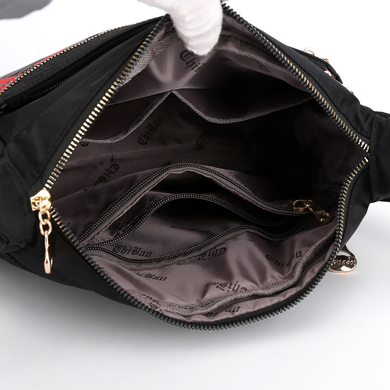 Chippo 2024 nuevo elefante árbol belleza solo hombro bolso femenino al por mayor nylon impreso casual mochila inclinada