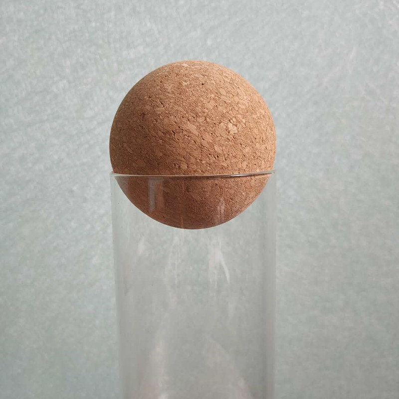 工厂批发直供软木球橡木高密度异型软木塞径40-80㎜现货密封