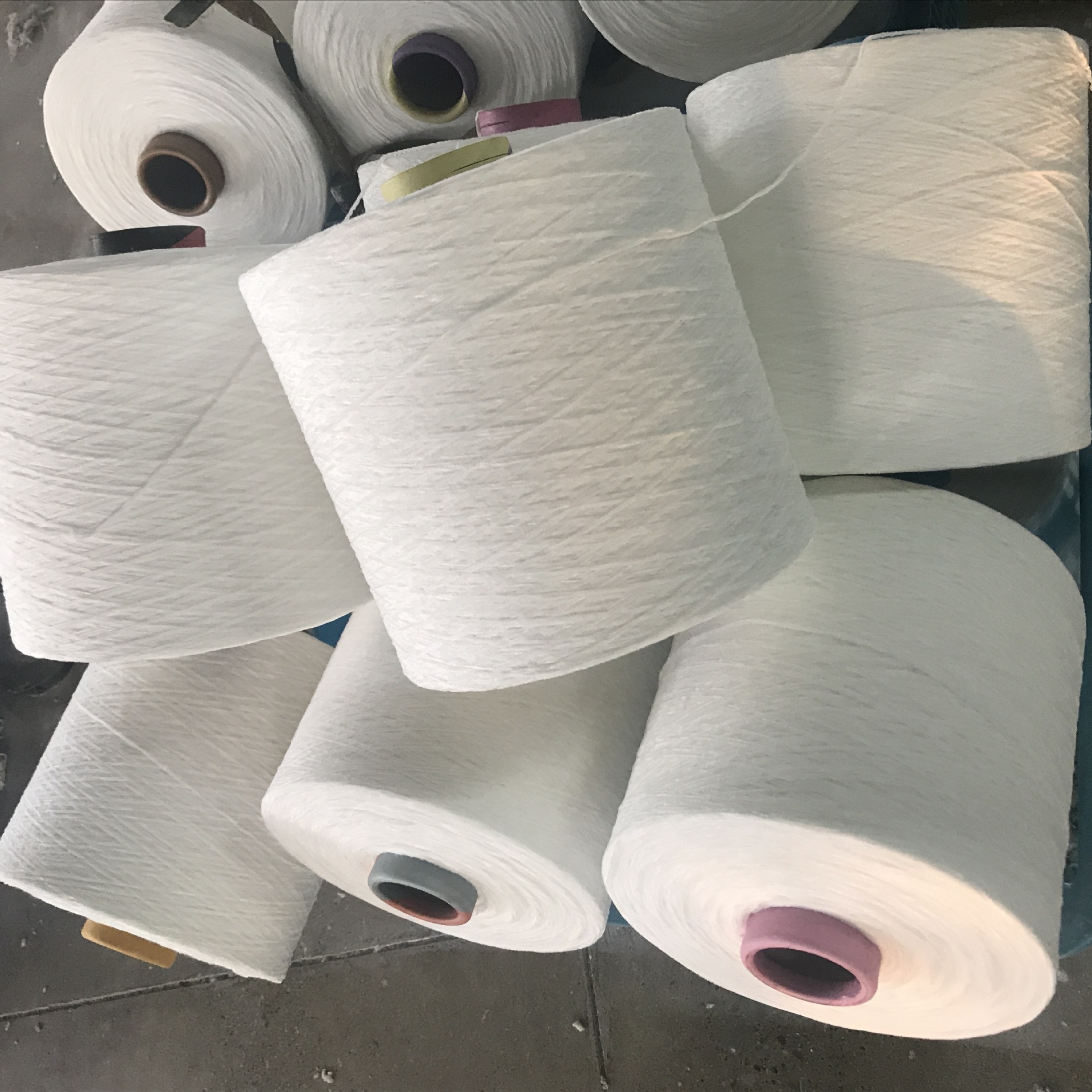 厂家供应批发仿晴雪尼尔纱15支 13支 12支 10支（详情面议）X20