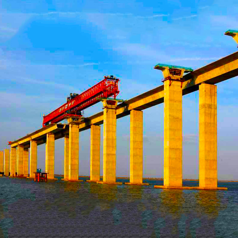 50吨工程公路桥梁用架桥机 门式起重机自行式门式提梁机