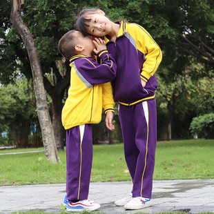 �麣���TС�W��У�����b�ɼ����\�ӷ��S��ֱ�N�����Lѝ�����\�ӷ�