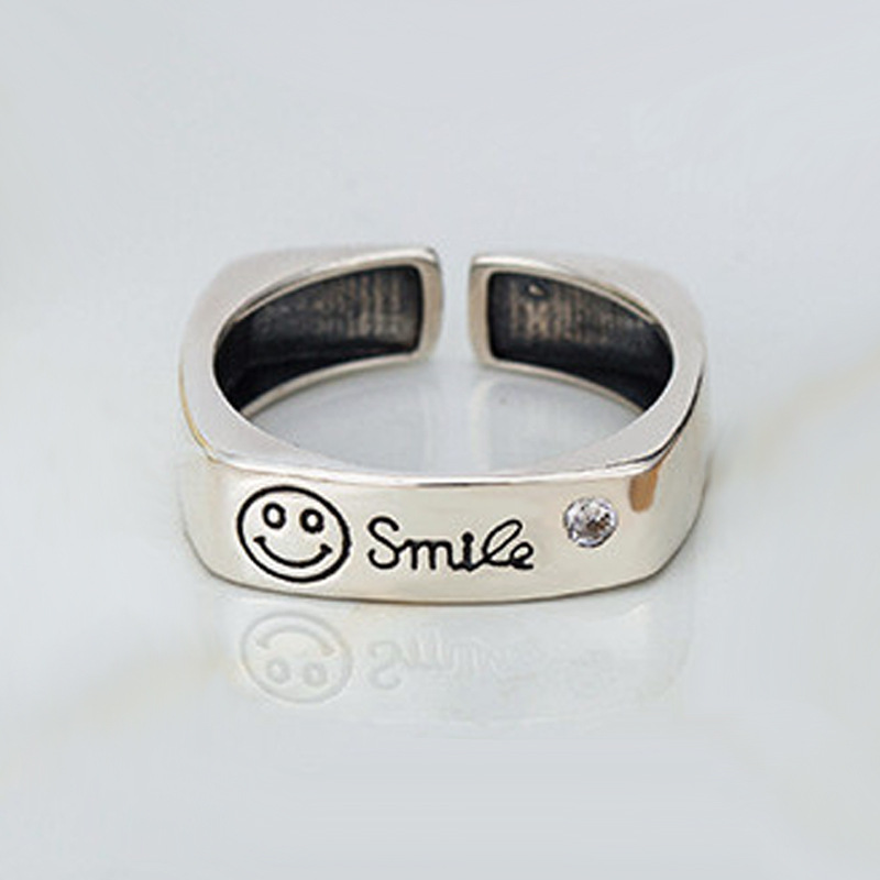 レトロなアルファベットの指輪の組み合わせins韓東大門ヒップホップはs 925銀の英語の指輪の対外貿易の卸売りをめっきします。