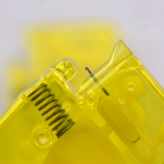 Japanese Running the World Carpet Blindfold Automatic Needle Threader Convenient Quick Needle Recognizer Threader Needle Threading Device