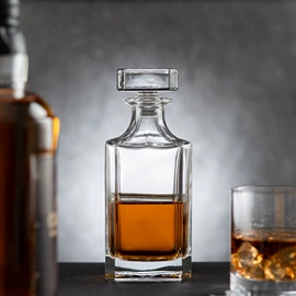 酒杯;醒酒器;酒具套装