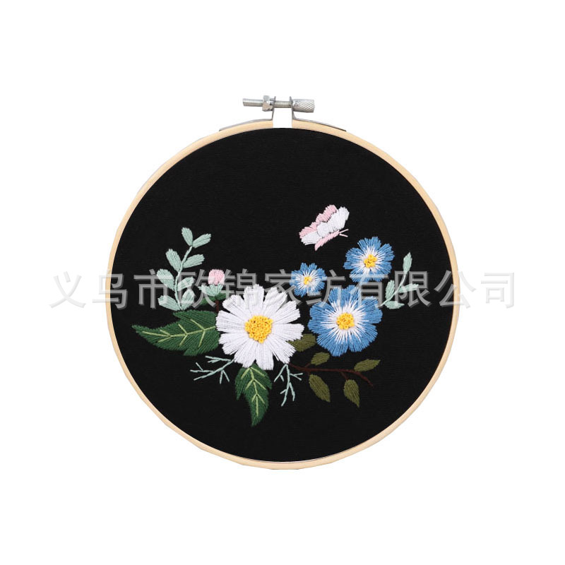 Hecho a mano DIY material de bordado Paquete de estilo europeo mariposa fresca danza floral flores y plantas en blanco y negro kit de costura de mariposa