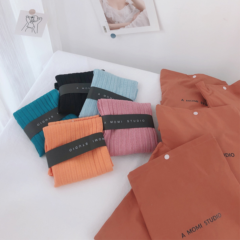 Primavera y verano chal exterior de seda de hielo delgada celebridad de Internet hombro pequeño estilo coreano protección solar línea novia de punto bufanda anudada para las mujeres