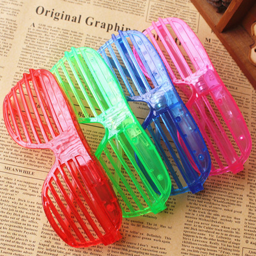 Blinds 3 light glasses LED flash glow eyes children's toys bar party cheering props wholesale