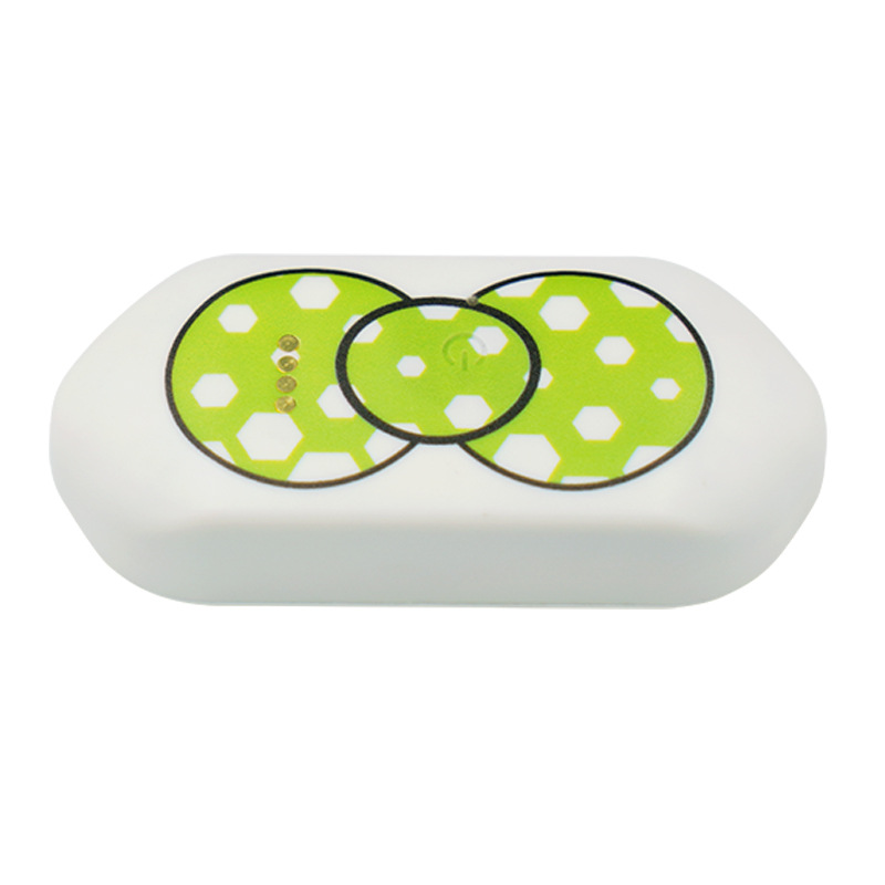 열쇠 고리가있는 녹색