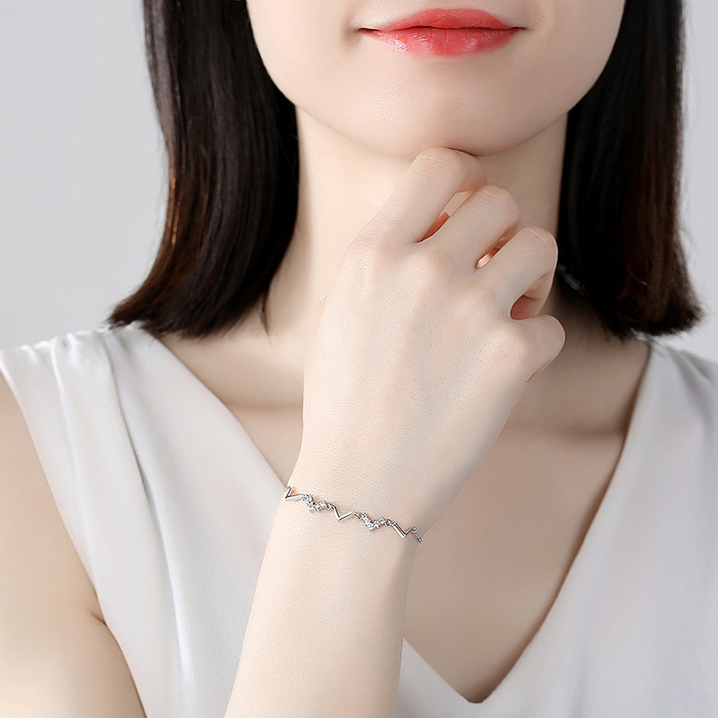 Plata esterlina 925 Heartbeat pulsera mujer estudiante simple nicho diseño en línea hongsen novias pulsera regalo para novia