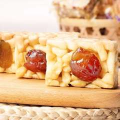 Wholesale box of multi-flavored Saqima, traditional pastries, healthy snacks, old-fashioned soft and glutinous Saqima in bulk.