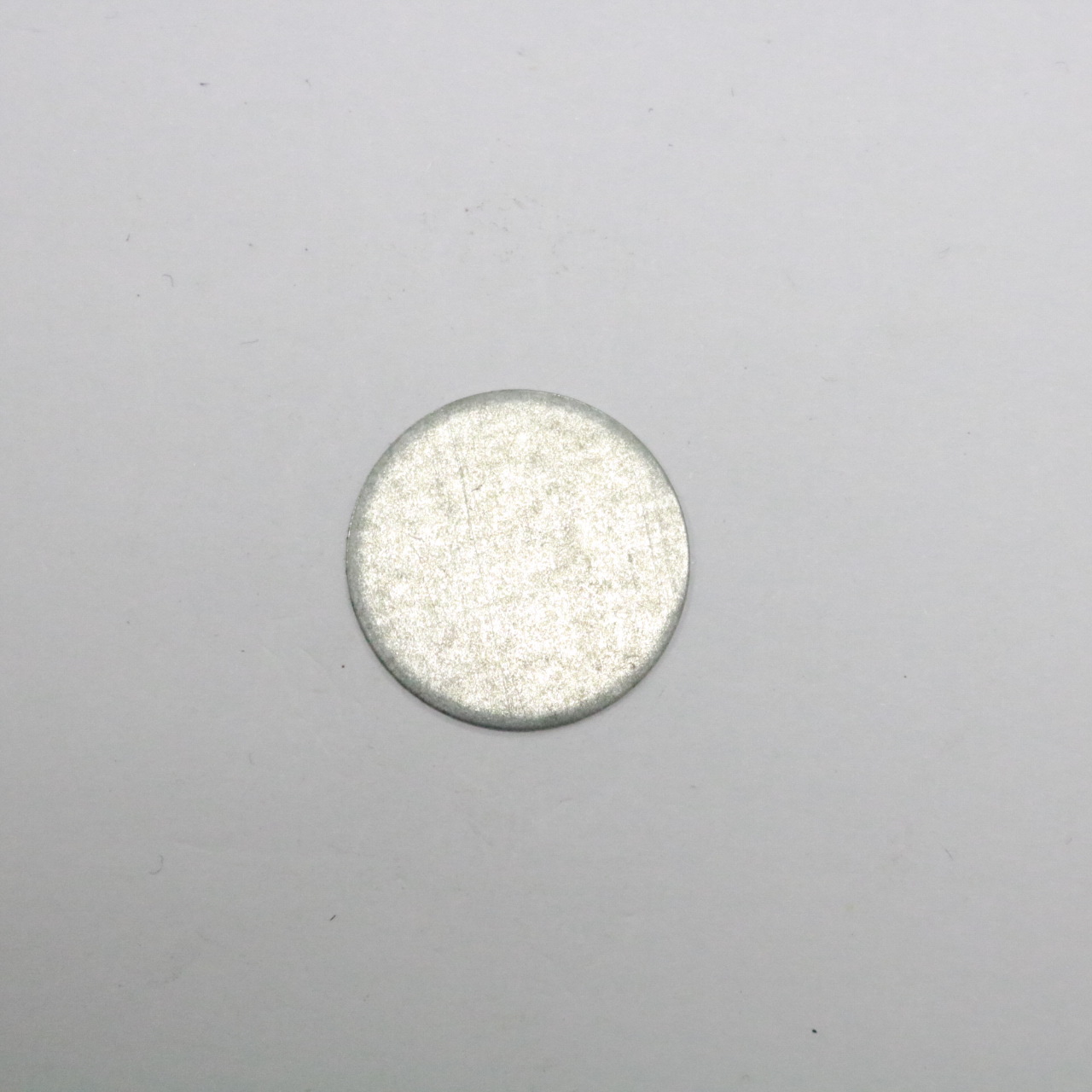 供应直径22*0.3mm引磁铁片带背胶_镀锌板圆形铁片加工