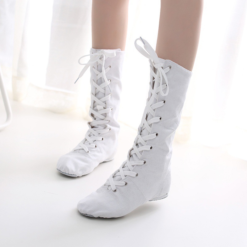 Botas de Jazz de lona alargadas negras zapatos de baile modernos de alta calidad zapatos de baile de fondo suave de mujer de alta calidad práctica deportiva rendimiento en el escenario