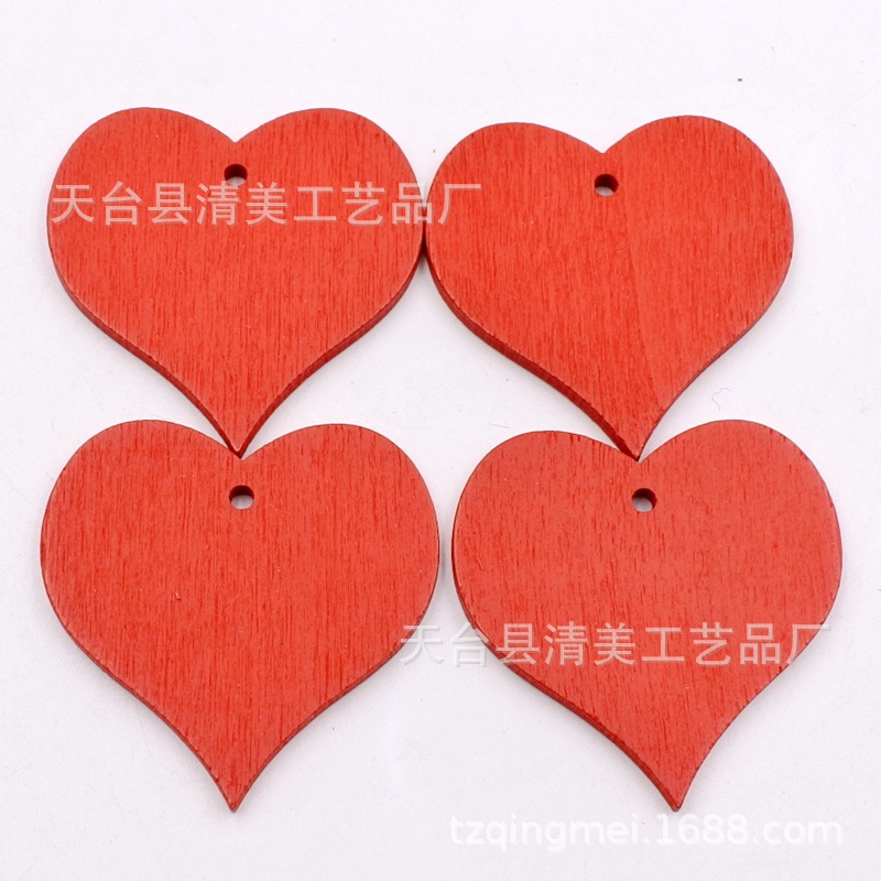 40mm rojo con agujeros pétalos de amor con agujeros pétalos decoración en forma de corazón 2mm de espesor 100 piezas en un paquete
