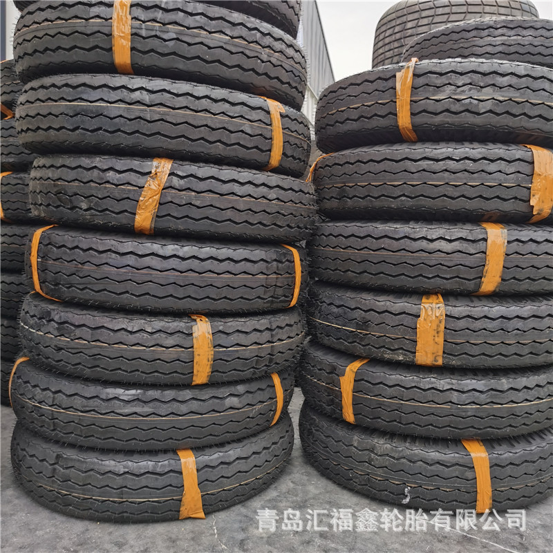 出口/批发拖车胎9.00-15 RB611花纹 900-15 平板拖车轮胎可供单位