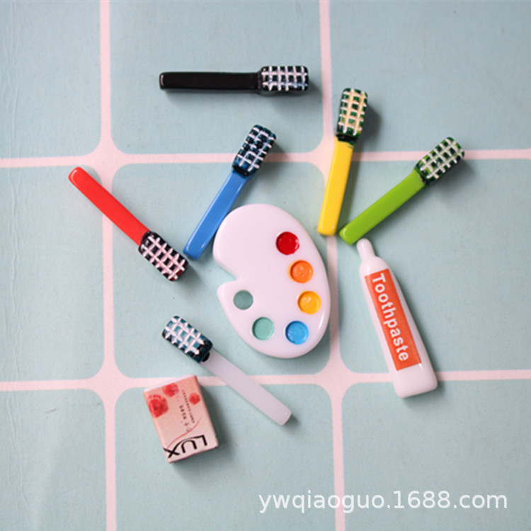 Simulation micro landscape small ornaments mini soap soap toothpaste toothbrush glue mobile phone shell beauty resin material