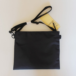 Solid color shoulder bag, handheld waterproof one-shoulder bag