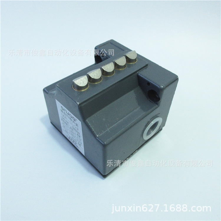 锥角式组合行程开关LXZ1-05Z/W 限位开关自复位