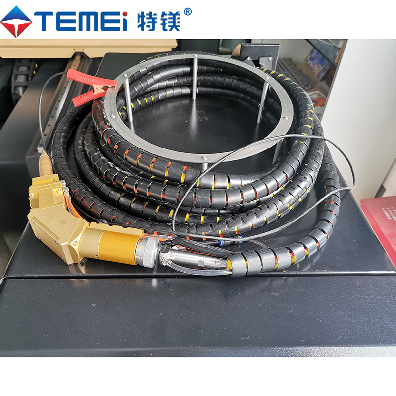 Fiber Handheld Laser Welding Machine High Efficiency Simple and Easy to Learn Instead of Argon Arc Welding Saving Artificial Cost