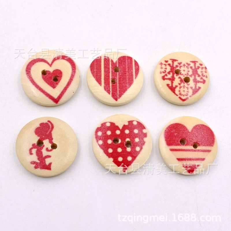 20mm color madera corazón rojo botón redondo corazón rojo amor botón de madera 50 un paquete en forma de corazón