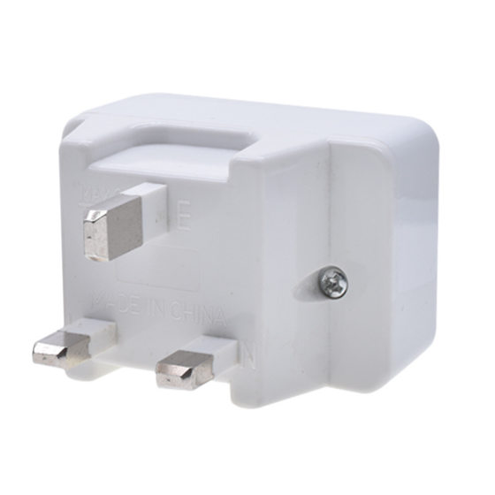 Hong Kong UK Macau Malaysia Maldives travel plug multi-function power converter with switch
