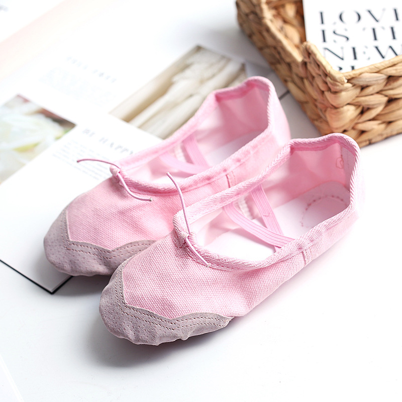 Zapatos de baile para niños Zapatos de ejercicio de suela blanda para mujer Zapatos de garra de gato de yoga Zapatos de baile para adultos rojos Zapatos de ballet blancos