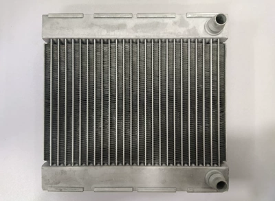 Water tank suitable for BMW