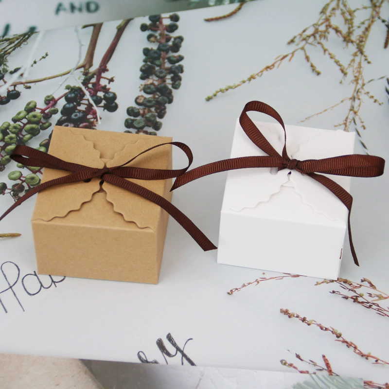 Европейский стиль новый коробка конфет простой площади волнистые Крафт Бумага конфеты коробка свадебный подарок упаковочная коробка