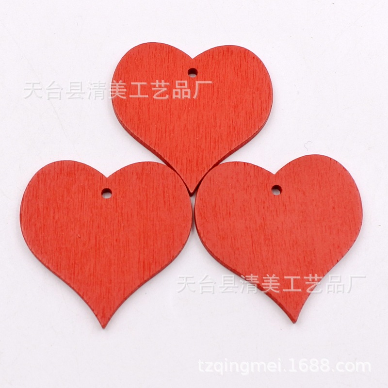 40mm rojo con agujeros pétalos de amor con agujeros pétalos decoración en forma de corazón 2mm de espesor 100 piezas en un paquete
