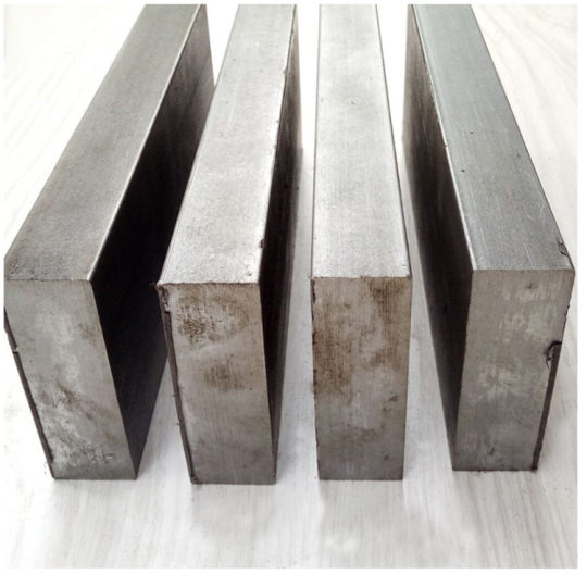 A2 High Toughness Wear-Resistant Tool Steel, Corrosion-Resistant, Strong Ductility, Good Toughness, Good Quenching Properties, Fine Wool Polished Plate