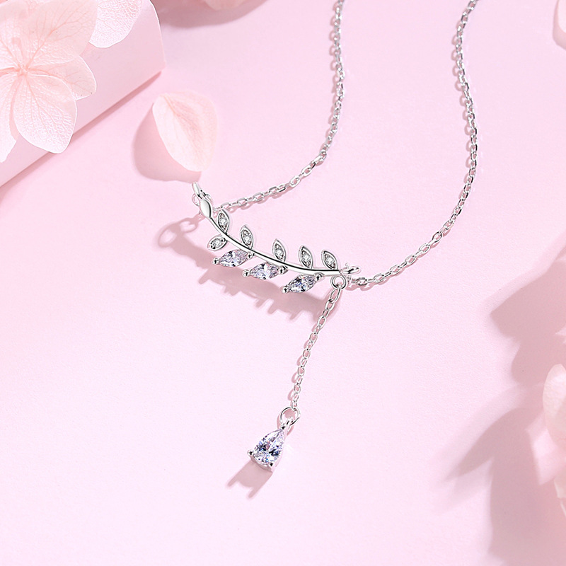 Collar de hoja de plata esterlina s925 temperamento femenino estilo coreano ins simple estudiante estilo frío nicho Cadena de clavícula para novia