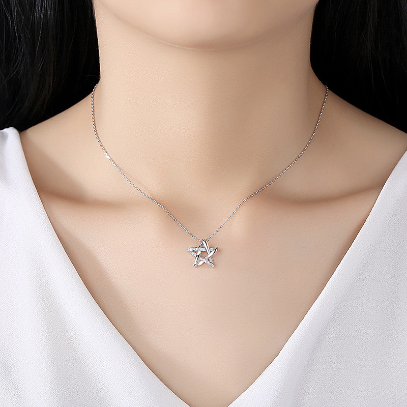 En línea celebridad Singapur completo diamante estrella 925 Collar de plata colgante nicho simple diseño estrella clavícula cadena femenina