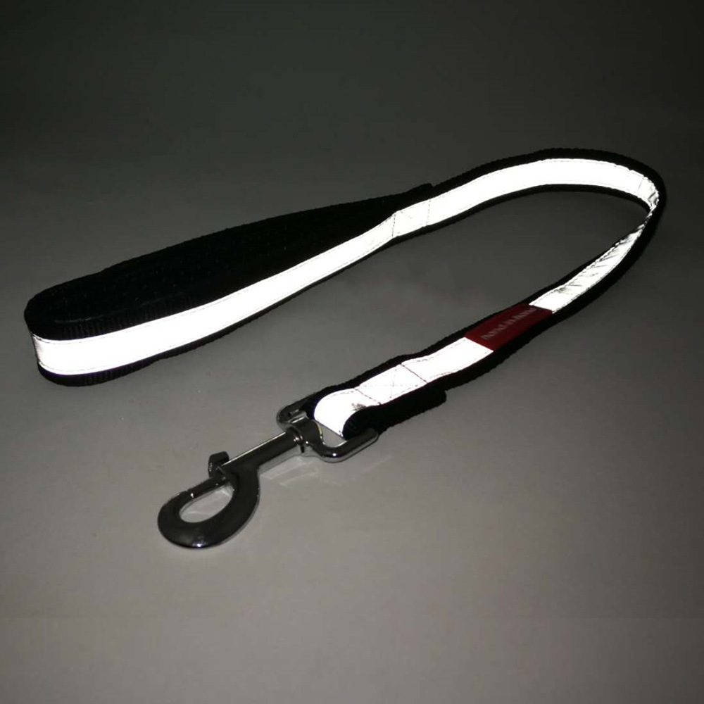 Transfronterizo de mano bebé perro grande mascota cuerda de tracción nylon reflectante mascota cordón corto perro cadena en stock