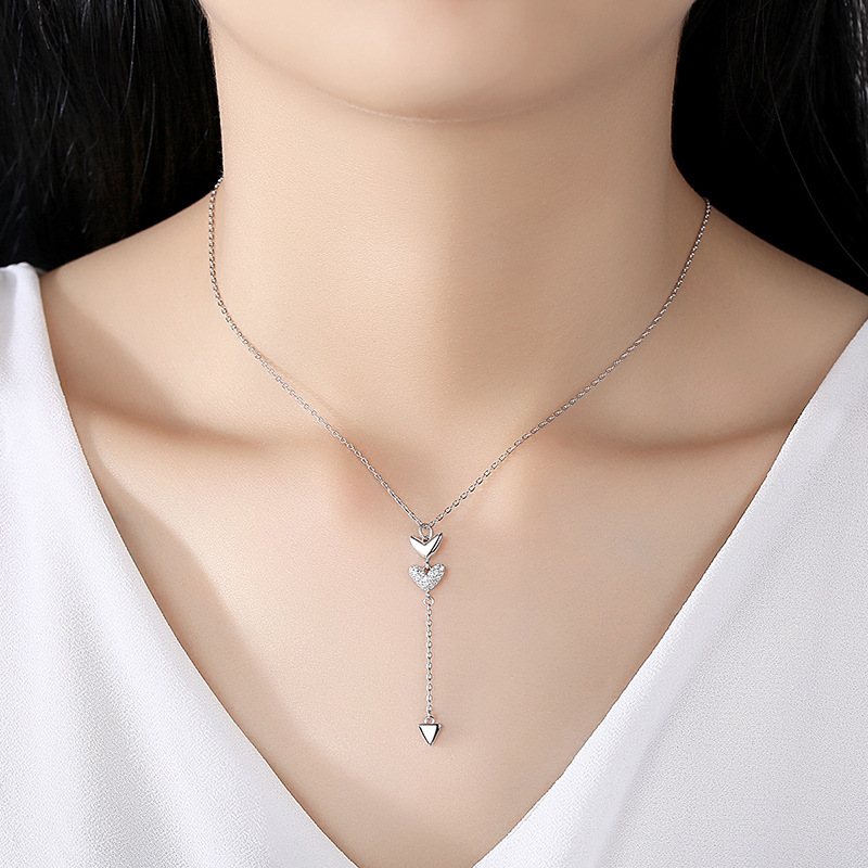 Celebridad en línea Singapur s925 plata flecha amor COLLAR COLGANTE nicho simple diseño en forma de corazón clavícula cadena femenina