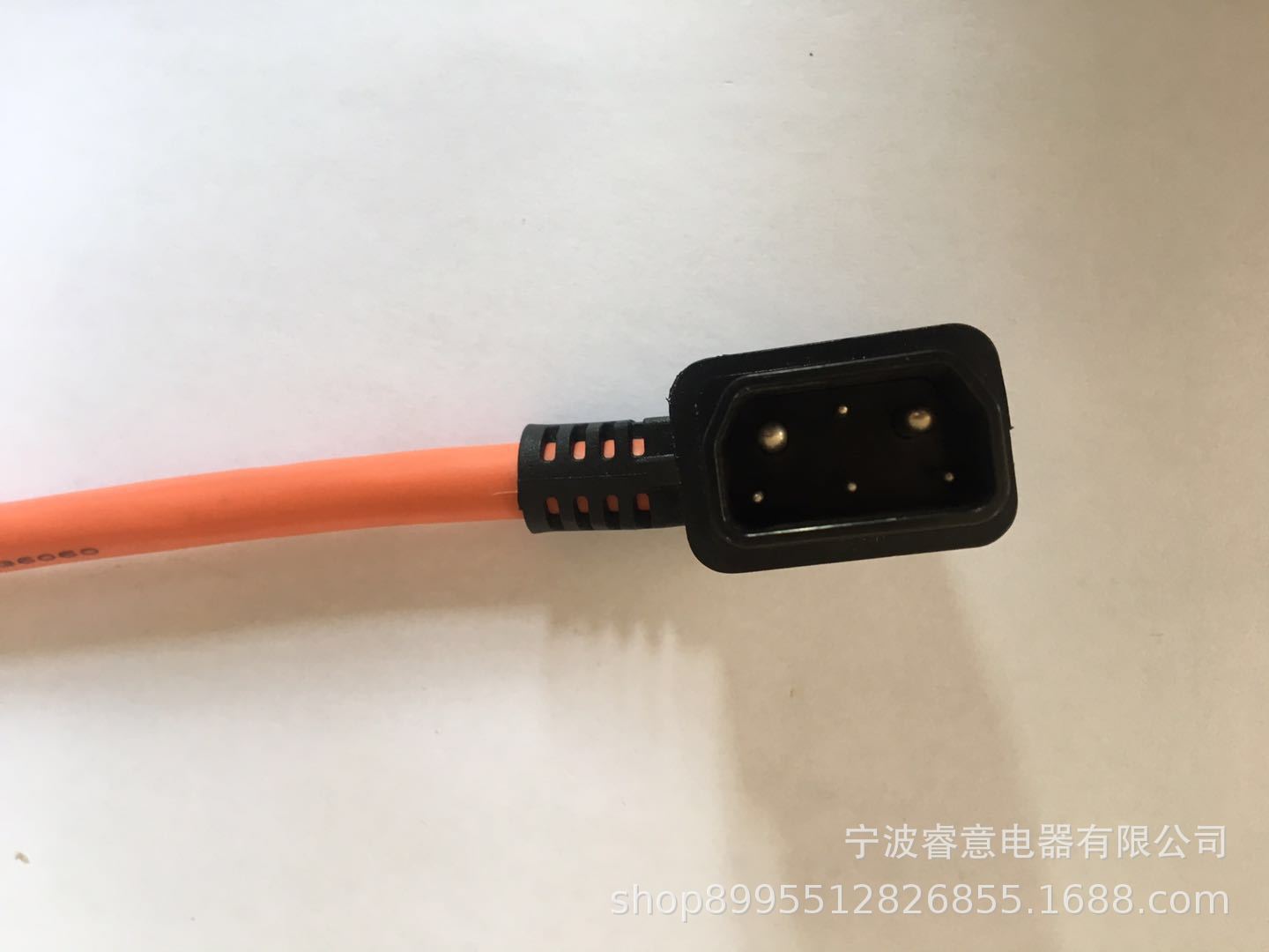 厂家批发SOCO速珂电动车充电母座圆孔电动车充电器转接线