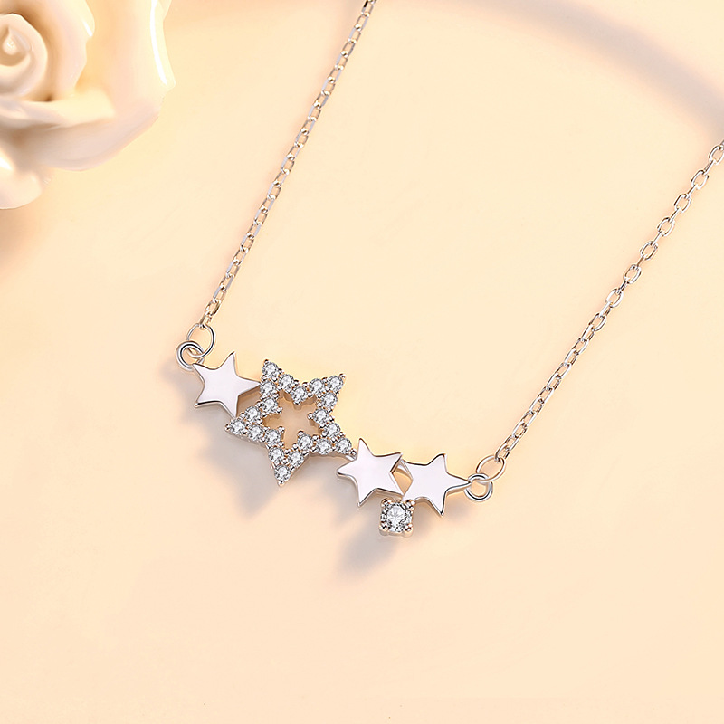 Celebridad en línea Singapur S925 plata esterlina estrella de pentagrama COLLAR COLGANTE nicho simple diseño estrella clavícula cadena femenina