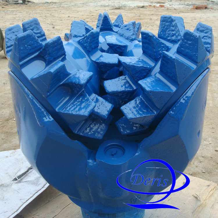 13 5/8” 高耐磨性合金砂硬化掌背合金钢尺三牙轮可打硬地层