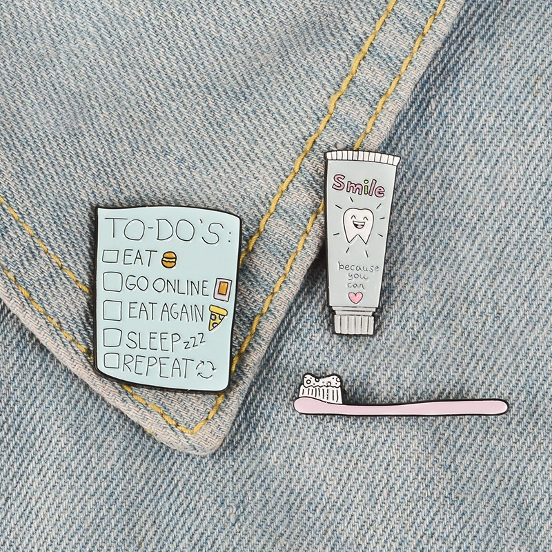 High-end bag accessory, badge, creative cute brooch, toothpaste, toothbrush