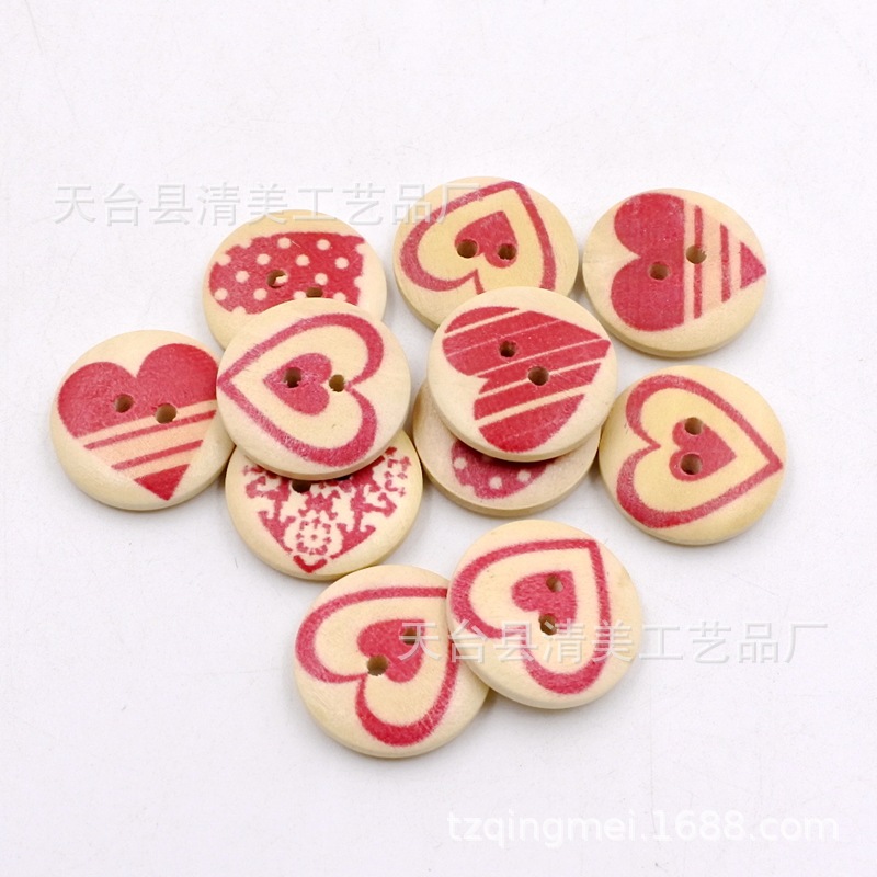 20mm color madera corazón rojo botón redondo corazón rojo amor botón de madera 50 un paquete en forma de corazón